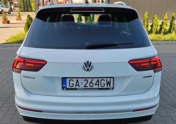 Volkswagen Tiguan cena 120000 przebieg: 80000, rok produkcji 2018 z Marki małe 781